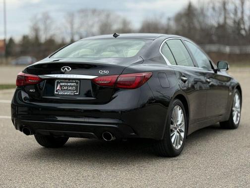 Black 2019 INFINITI Q50 3.0t LUXE