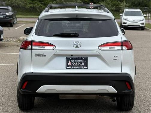 2024 Toyota Corolla Cross LE