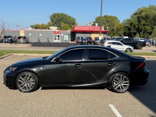 2018 Lexus IS 300 Base