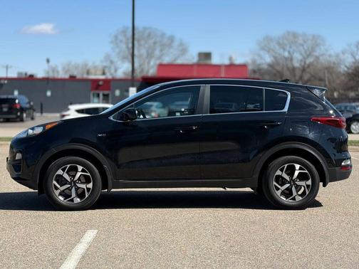Black Cherry Pearl 2020 Kia Sportage LX