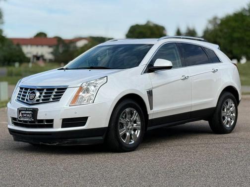 Radiant Silver Metallic 2016 Cadillac SRX Luxury Collection