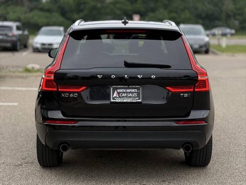 2020 Volvo XC60 T5 Momentum