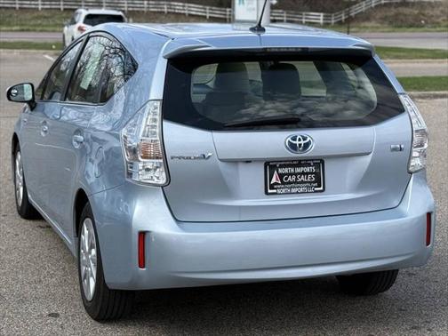 2012 Toyota Prius v Two