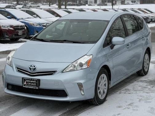 2012 Toyota Prius v Two
