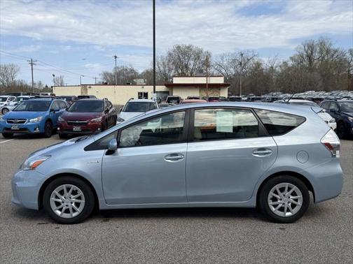 2012 Toyota Prius v Two