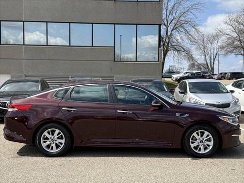 2018 Kia Optima LX