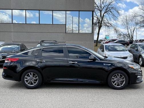 2020 Kia Optima LX