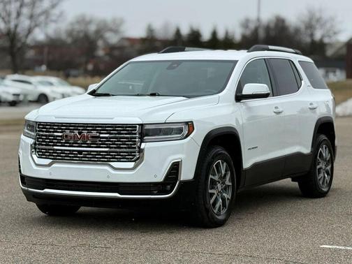 2023 GMC Acadia AWD SLT
