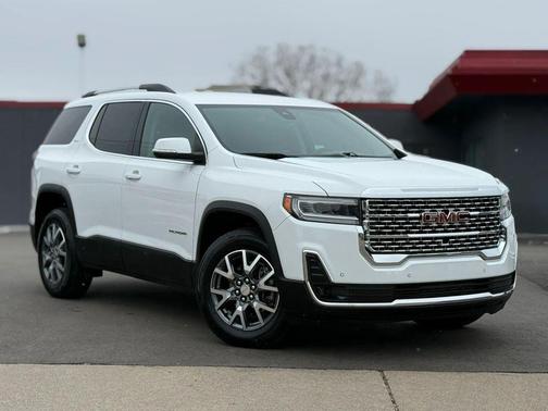 2023 GMC Acadia AWD SLT
