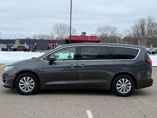 2019 Chrysler Pacifica Touring Plus