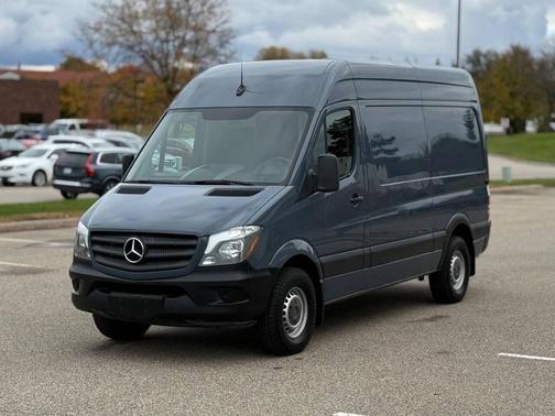2018 Mercedes-Benz Sprinter 2500 Standard Roof