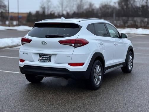 2018 Hyundai TUCSON SEL
