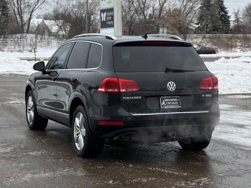 2012 Volkswagen Touareg Hybrid Base