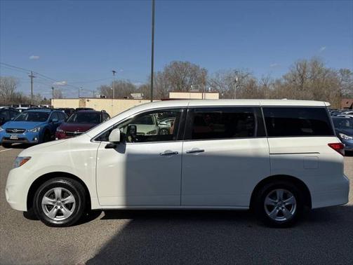 2015 Nissan Quest SV