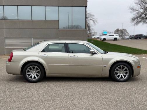 2006 Chrysler 300C Base