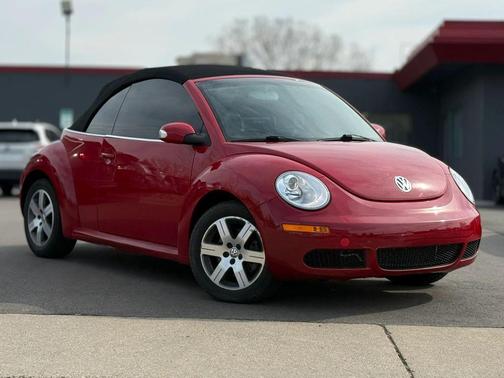2006 Volkswagen New Beetle 2.5