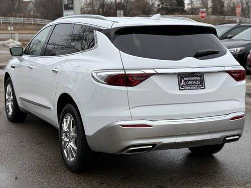 2023 Buick Enclave Essence AWD