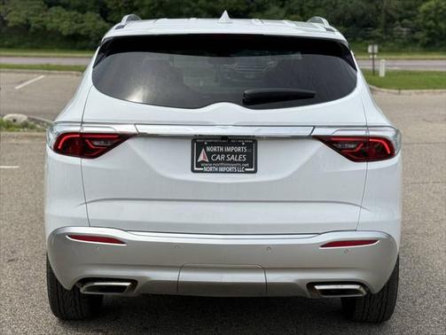 2023 Buick Enclave Essence AWD