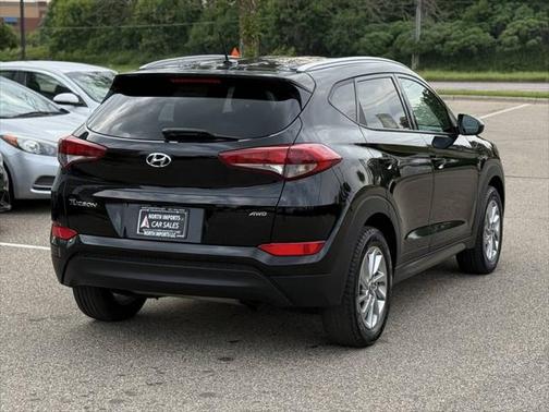 2016 Hyundai TUCSON SE