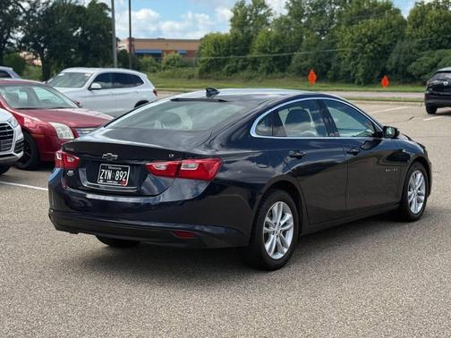 2017 Chevrolet Malibu 1LT
