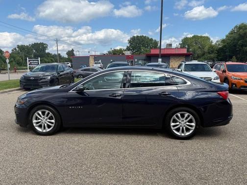 2017 Chevrolet Malibu 1LT