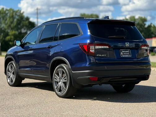 Obsidian Blue Pearl 2022 Honda Pilot AWD Sport