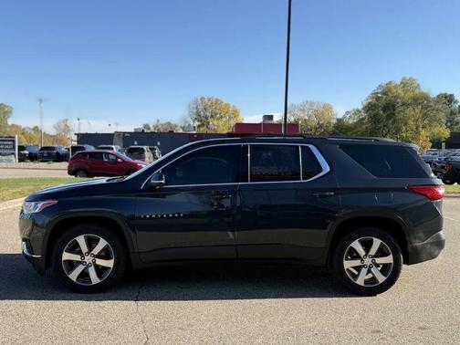 2021 Chevrolet Traverse LT Leather