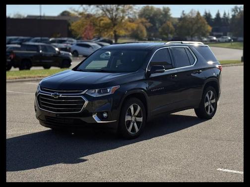 2021 Chevrolet Traverse LT Leather