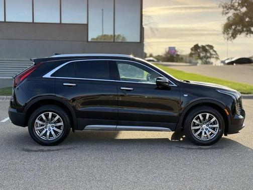 2021 Cadillac XT4 Sport