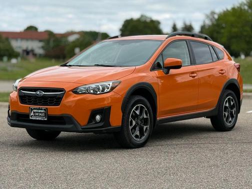 Sunshine Orange 2018 Subaru Crosstrek 2.0i Premium