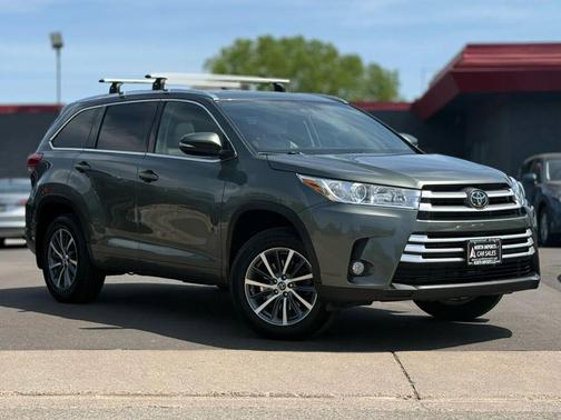 Alumina Jade Metallic 2018 Toyota Highlander XLE