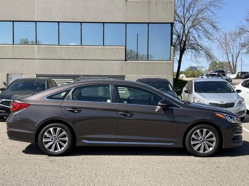 2016 Hyundai SONATA Sport