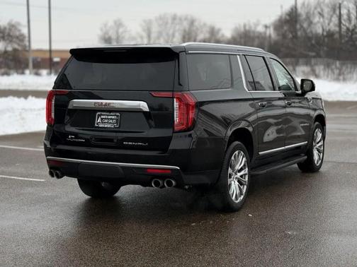 2022 GMC Yukon XL Denali