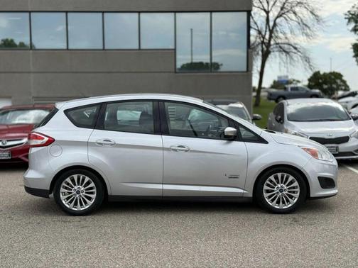Ingot Silver Metallic 2017 Ford C-Max Energi SE