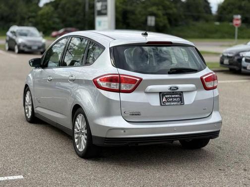 Ingot Silver Metallic 2017 Ford C-Max Energi SE