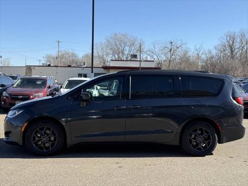 2020 Chrysler Pacifica Touring-L Plus