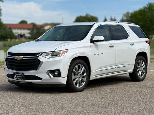 White 2018 Chevrolet Traverse Premier