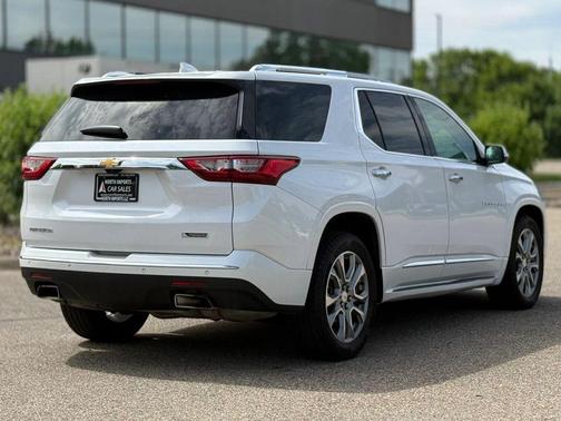 White 2018 Chevrolet Traverse Premier