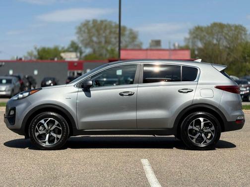 Steel Gray 2022 Kia Sportage LX