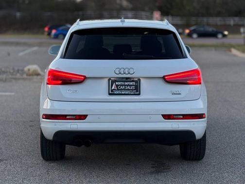 2017 Audi Q3 2.0T Premium
