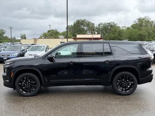 2024 Chevrolet Traverse LS