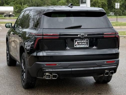 2024 Chevrolet Traverse LS