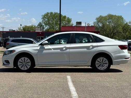 Pure White 2020 Volkswagen Jetta 1.4T S