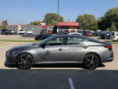 2024 Nissan Altima 2.5 SR AWD 4dr Sedan
