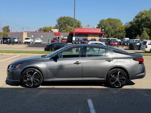 2024 Nissan Altima SR Intelligent AWD