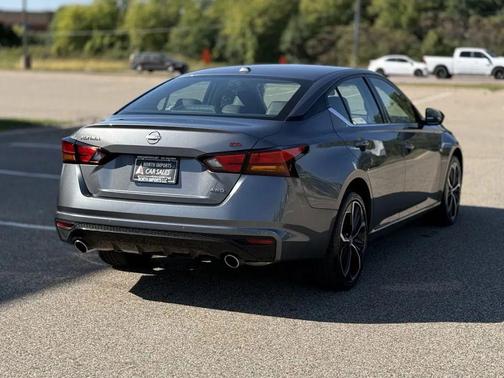 2024 Nissan Altima 2.5 SR AWD 4dr Sedan