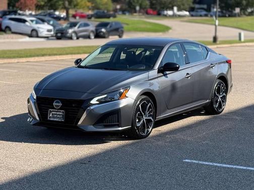 2024 Nissan Altima SR Intelligent AWD
