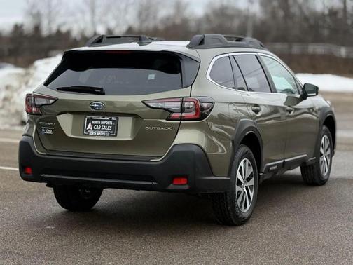 2025 Subaru Outback Premium