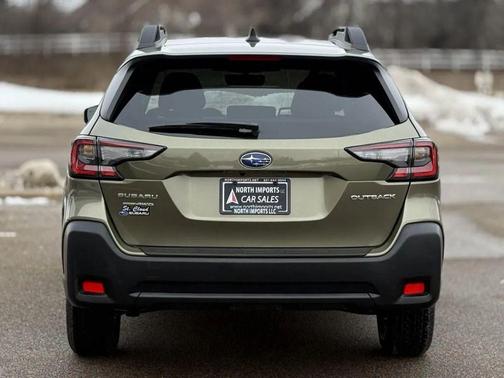 2025 Subaru Outback Premium