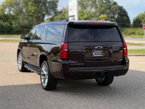2020 Chevrolet Suburban LT